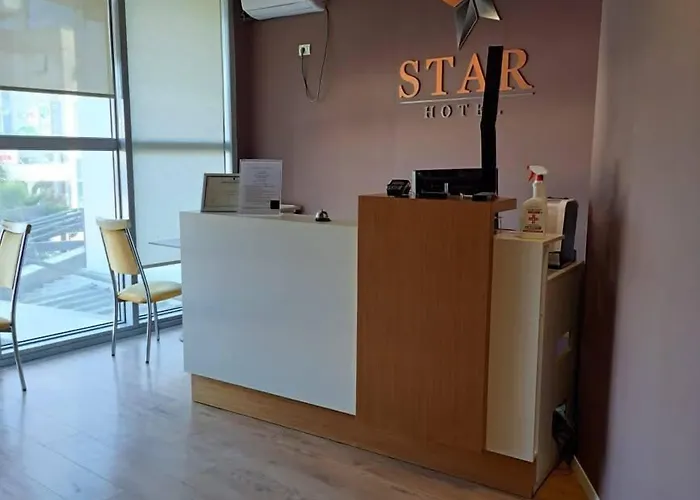 Star Hotel Yzberishti