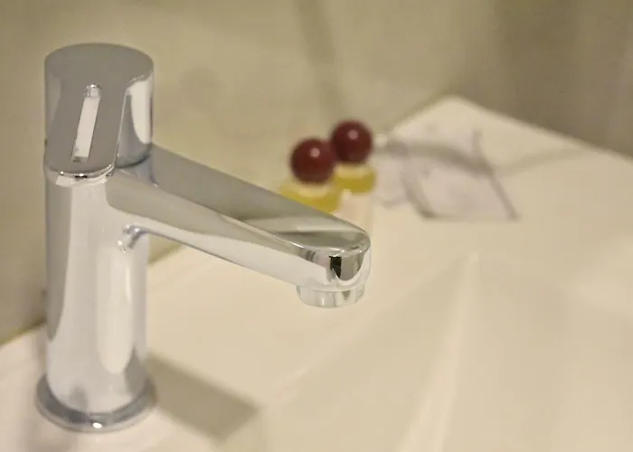 Star Hotel Yzberishti